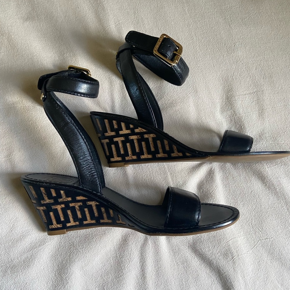 Like new Tory Burch leather wedges